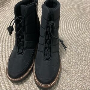 Blondo Destiny Quilted Ankle Booties